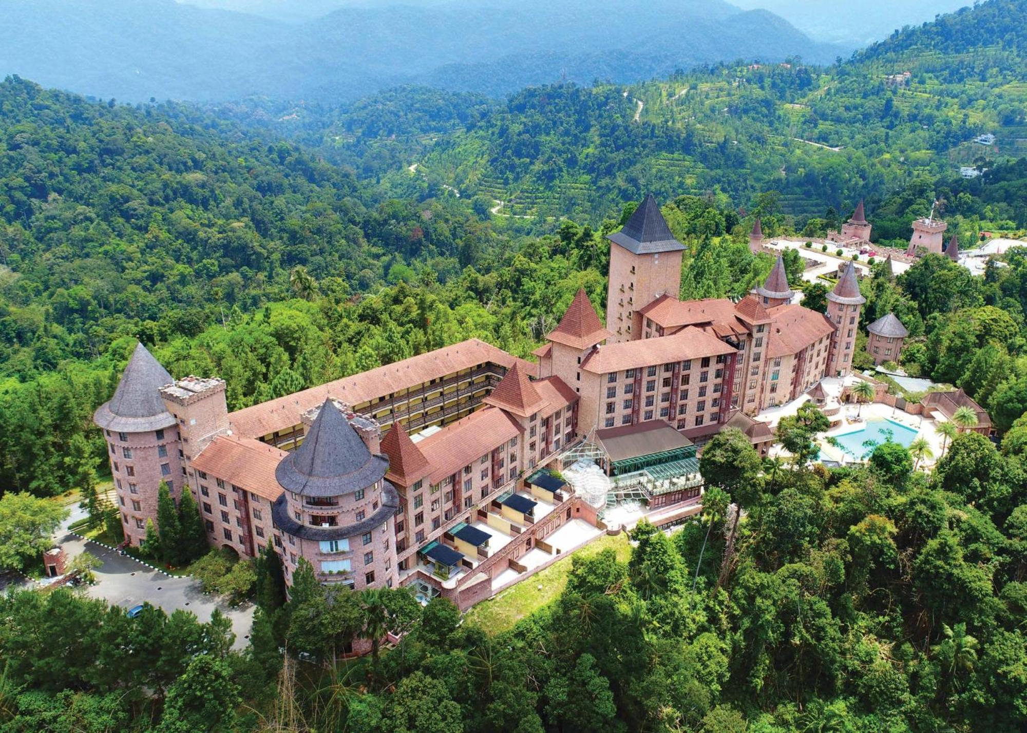 The Chateau Spa & Wellness Resort Bukit Tinggi Kültér fotó